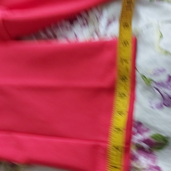 Reitmans bright red straight leg pants - Picture 3 of 6